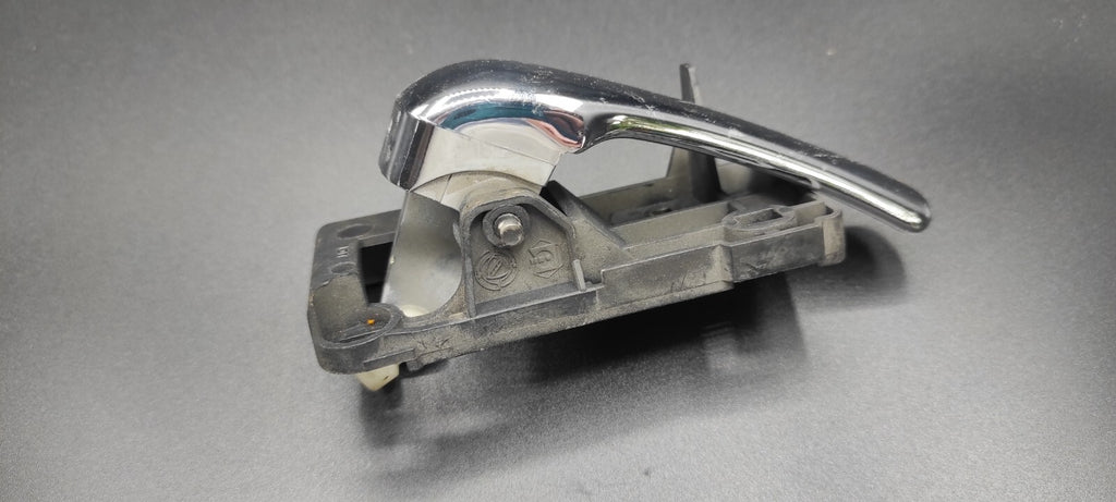 Alfa Romeo 147 1.9JTD 8V 2005 Front Right Door Opening Inner Handle 46736145