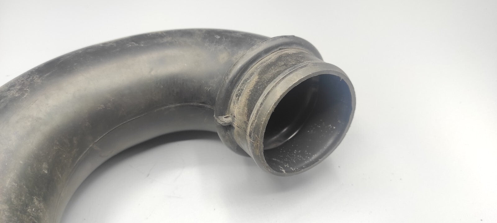 Alfa Romeo 156 SW 2.4JTD 110kW 2002 Engine Air Intake Duct Hose Pipe F1001456