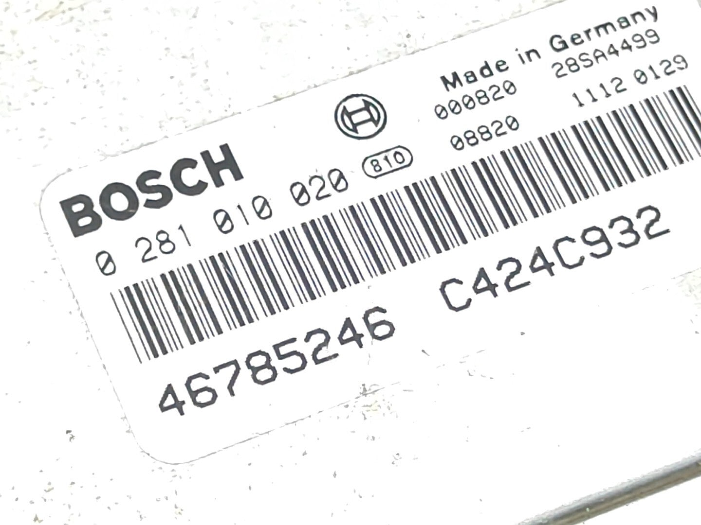 Alfa Romeo 156 1.9JTD Diesel 2001 Engine Control Module ECU 46785246 0281010020