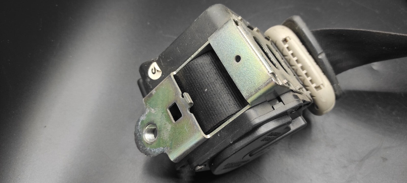 Alfa Romeo 156 2.4JTD 110kW 2004 Rear Left Seat Safety Seatbelt E2049059