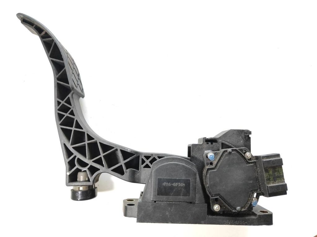 Volkswagen VW Golf IV 2003 Diesel accelerator throttle pedal 1J1723503T 