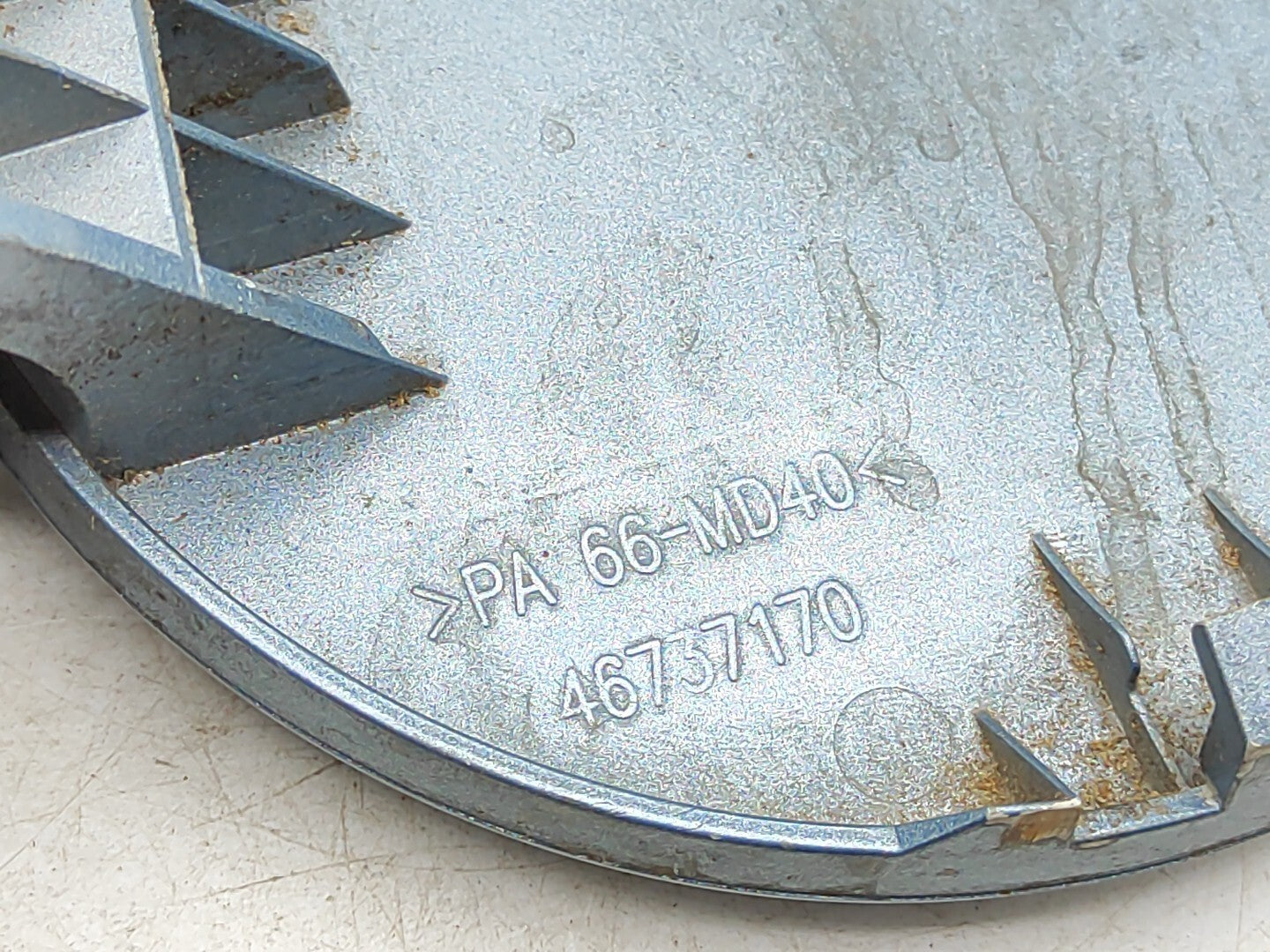 Alfa Romeo 147 2002 Fuel Flap Cap Cover 46737170 BLUE