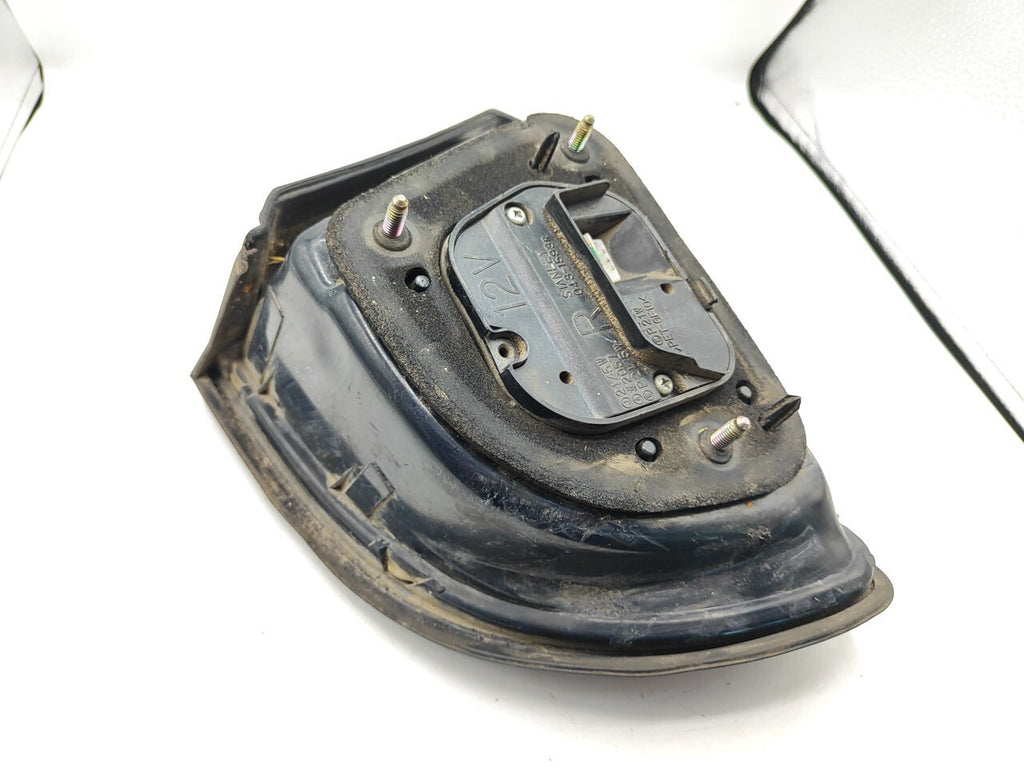Mitsubishi Galant 1994 Sedan Rear Right Taillight Lamp Light 0431593R
