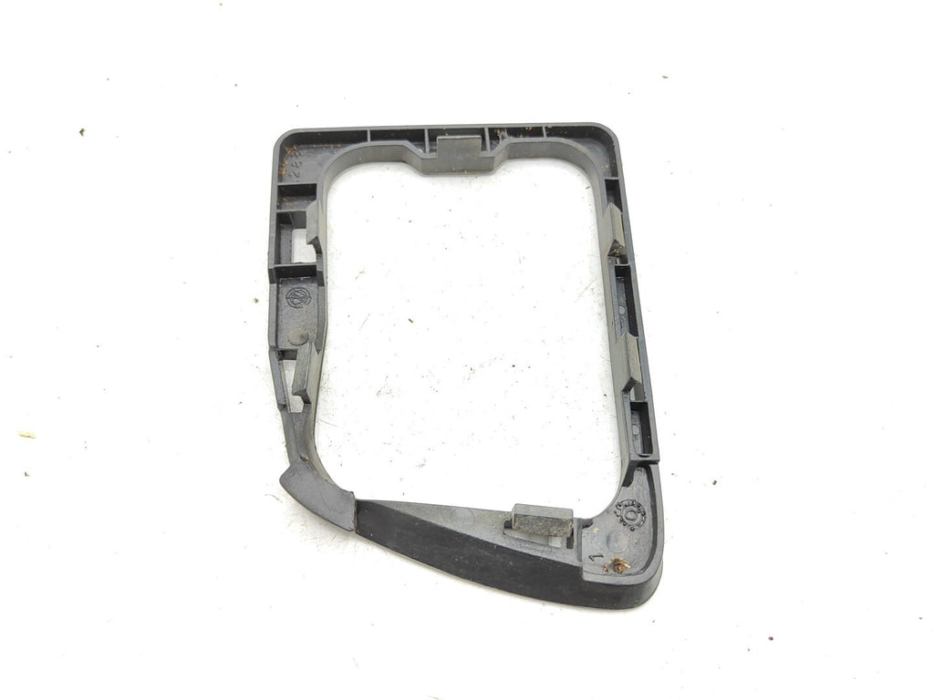 Alfa Romeo 156 2.4JTD PRE FL 2000 Gear Shift Knob Surround Gaiter Bracket