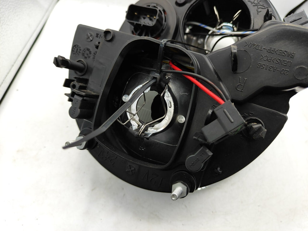 Mini Cooper R50 R53 2005 TYC Front Right Headlight PERFECT CONDITION
