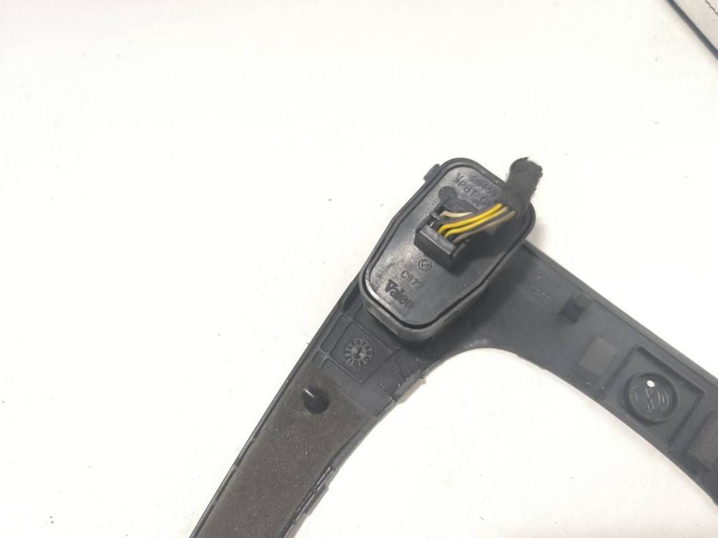 Fiat Croma 2.4JTD 147kW 2007 Gear shifter surround trim plastic 735364120 