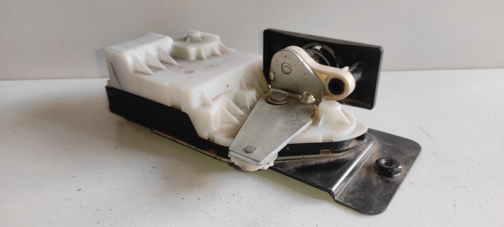 Peugeot 607 3.0i V6 Petrol 2000 Rear Tailgate Trunk Lock Mechanism KIEKERT AG