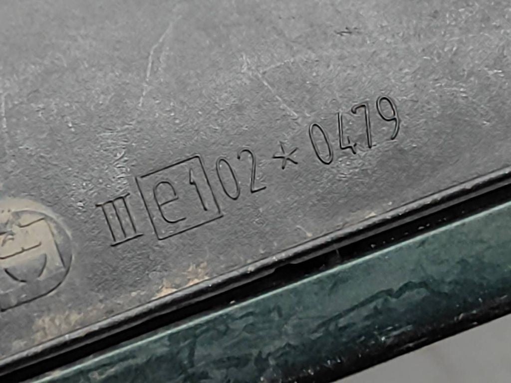 Volkswagen PASSAT B5 1996 Left electric wing mirror E1020479 