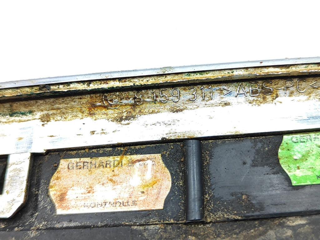 BMW 5 SERIES E39 530D 142kW Estate 2000 Front Left Bonnet Grill Kidney 8159311