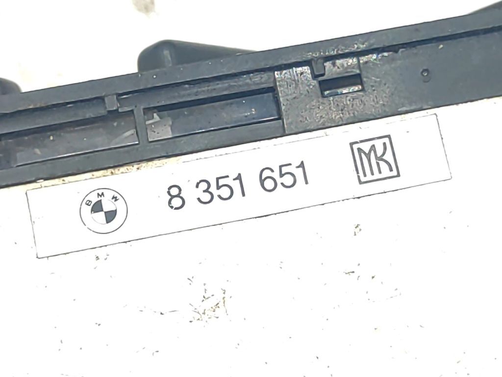 BMW 5 518i E34 1992 Climate control unit module 8351653 
