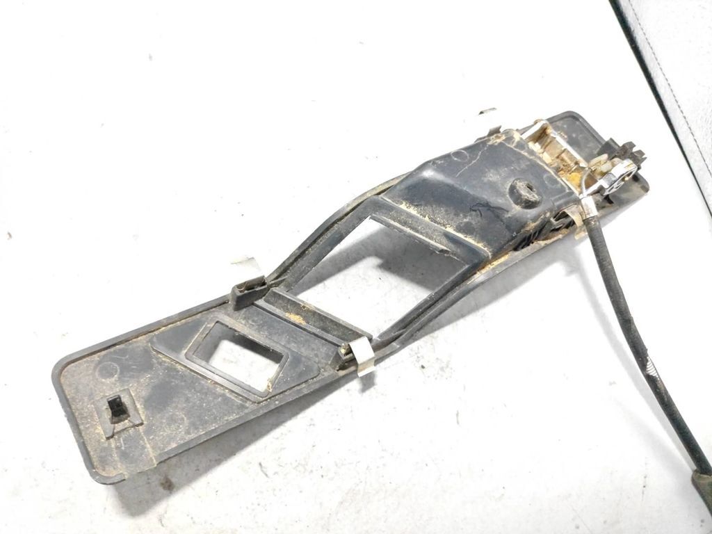 Alfa Romeo 155 1.8i 103kW 1994 Front left door interior handle 60561901 