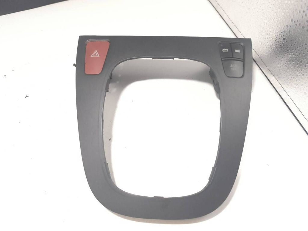 Fiat Croma 2.4JTD 147kW 2007 Gear shifter surround trim plastic 735364120 