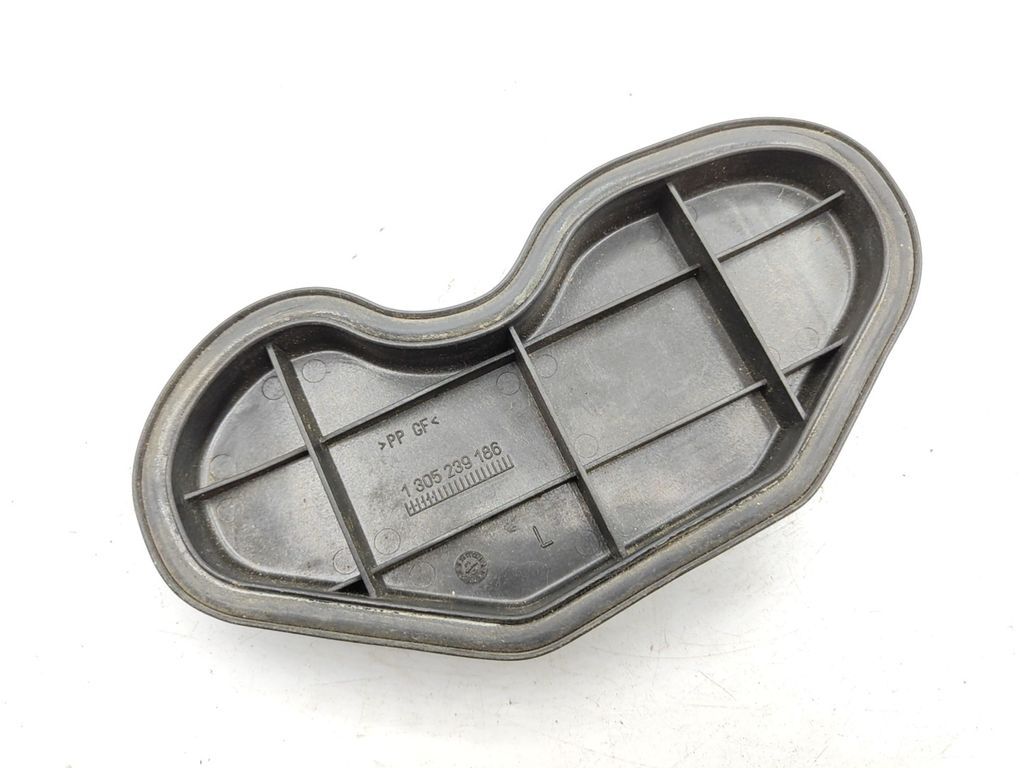 Alfa Romeo 147 PRE FL 2004 Front headlight headlamp dust cover cap 1305239186