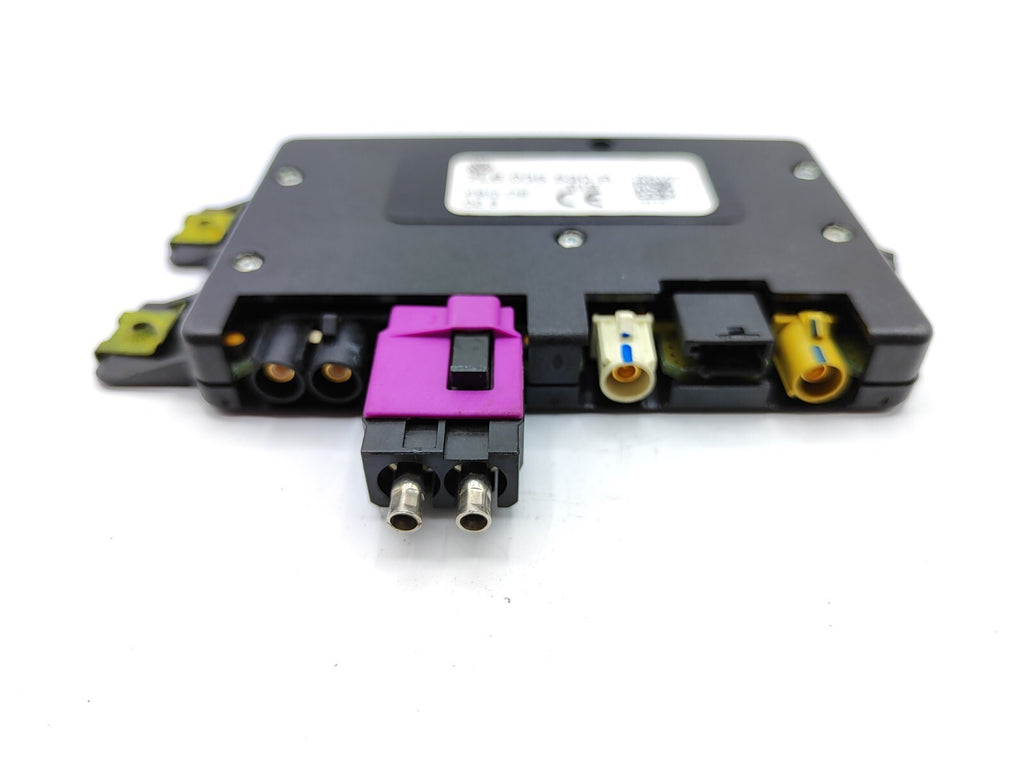 Volkswagen Touareg 2006 Radio Antenna Module Booster 7L6035530B