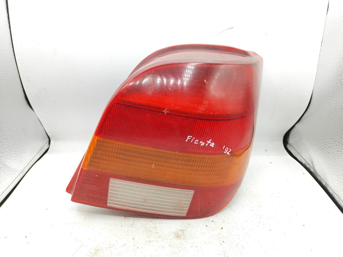 Ford Fiesta 1990 LHD Rear Right Side Taillight Lamp Light 89FG13N004AA 63220R23