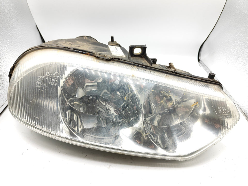 Alfa Romeo 156 1.9JTD 85kW PRE-Facelift 2000 Front Right Headlight 60626190