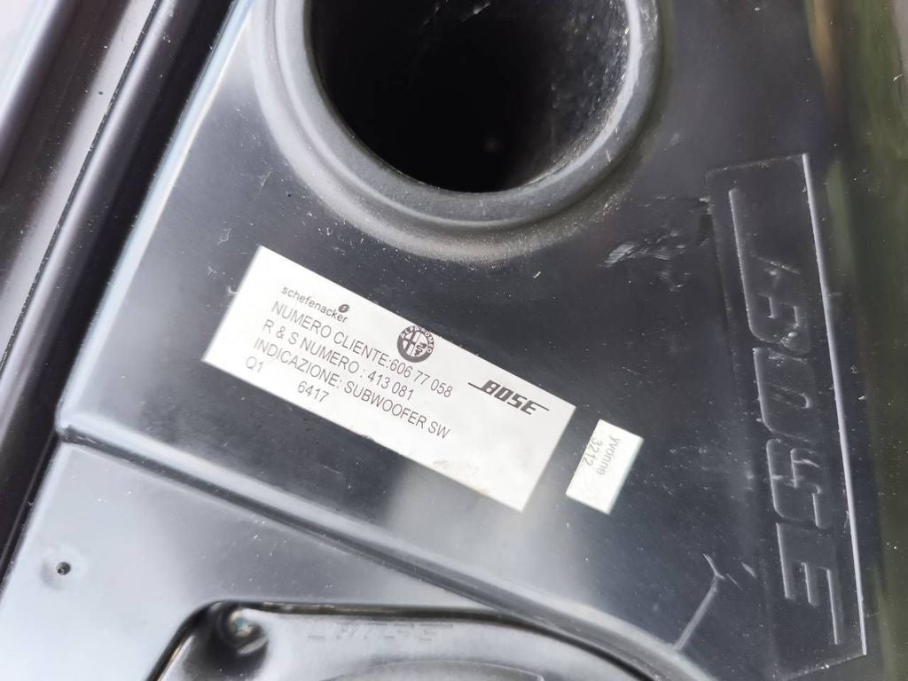 Alfa Romeo 156 SportWagon SW 2005 Bose Subwoofer speaker 60677058 