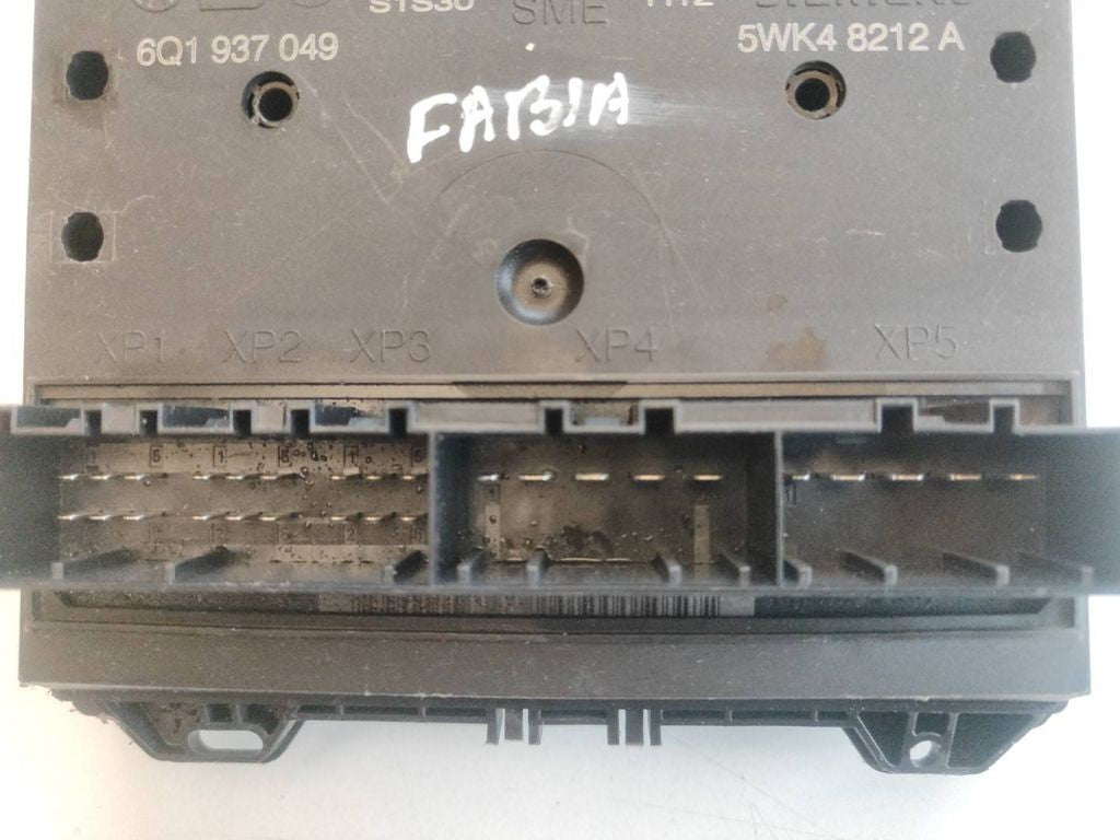 Skoda Fabia Mk1 (6Y) 2004 Comfort convenience body module 6Q1937049 5WK48212A