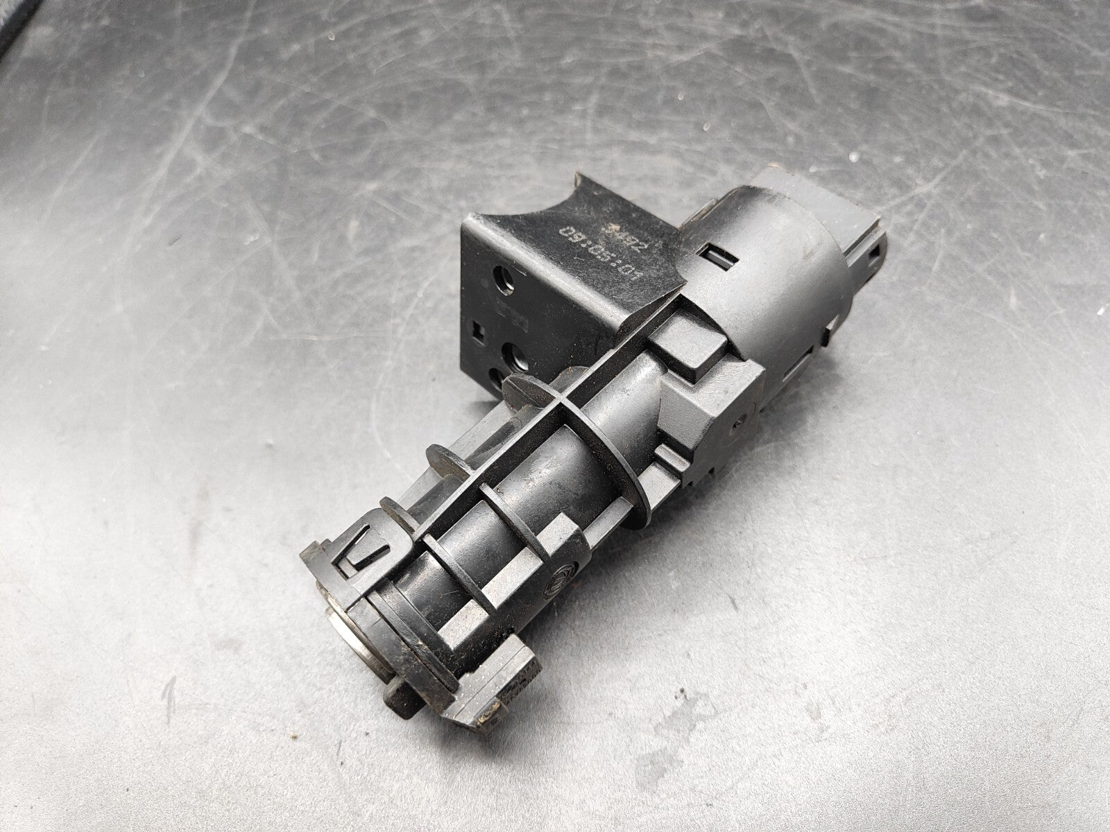 Alfa Romeo 156 2.4JTD 110kW Diesel 2002 LHD Ignition Lock Switch Barrel