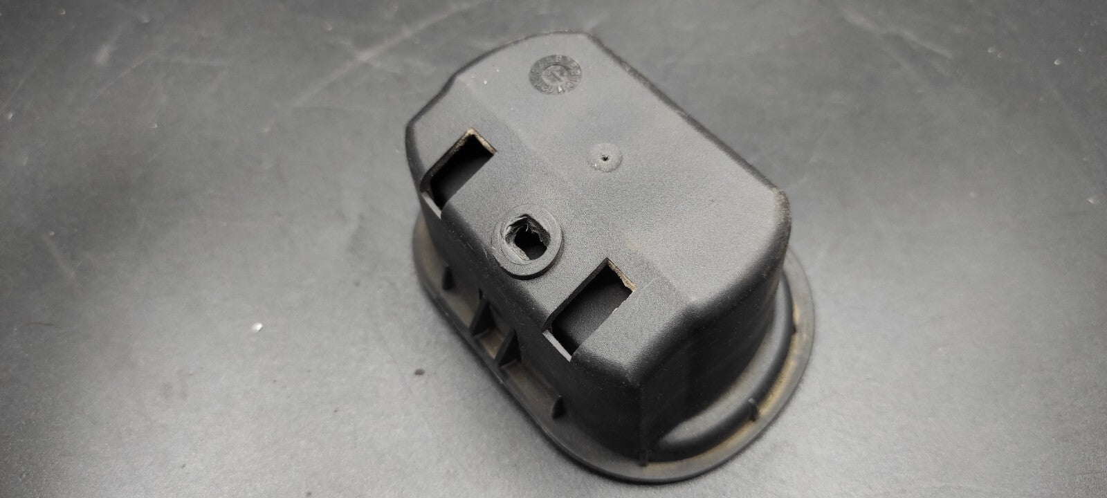 Alfa Romeo 147 1.9JTD 103kW Diesel 2003 Rear Right / Left Door Card Ashtray