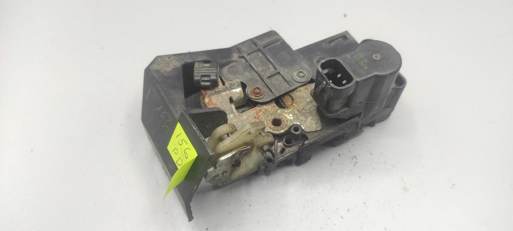 Alfa Romeo 156 1.9JTD 110kW Diesel 2004 LHD Front Right Door Lock 18110242