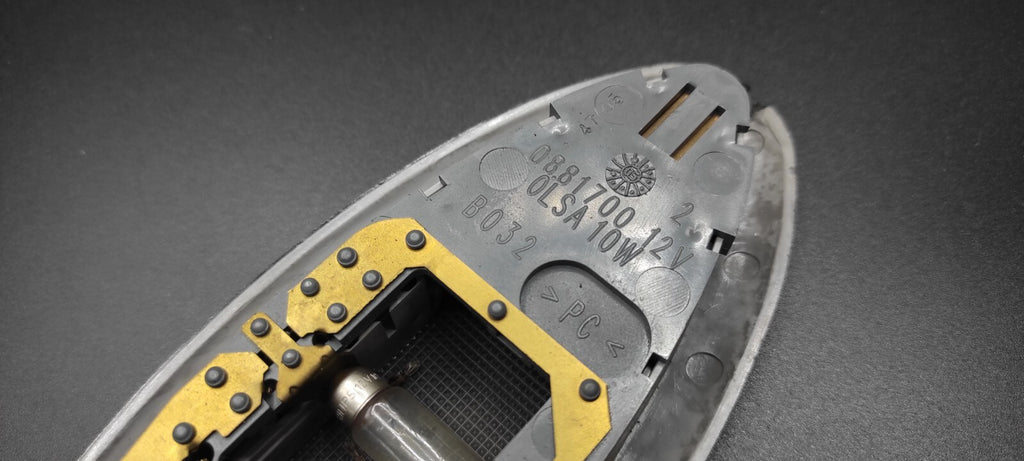 Alfa Romeo 147 1.9JTD Diesel 2003 Rear Interior Roof Reading Light 0881700