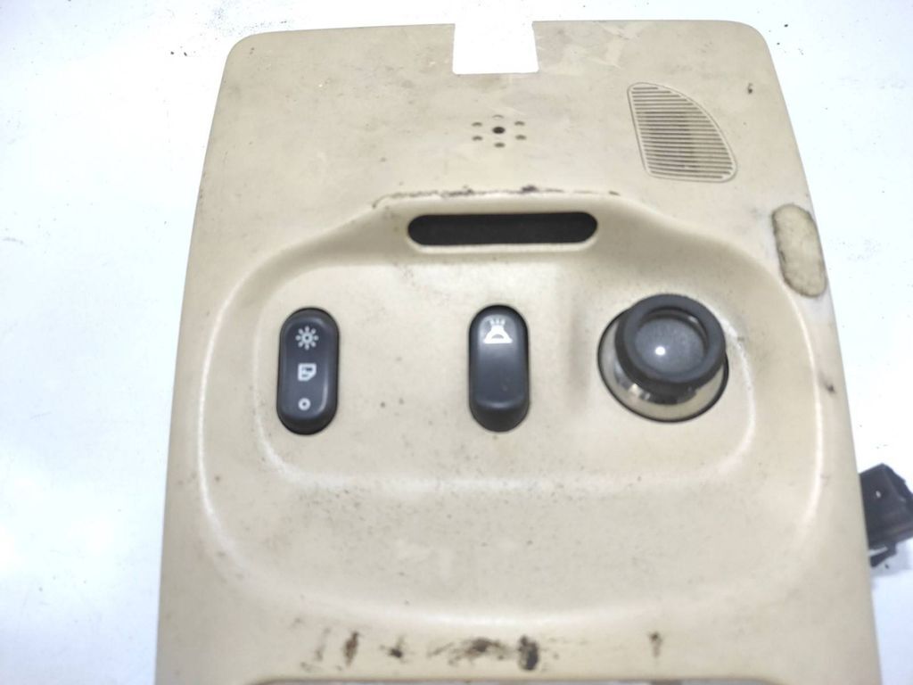 Saab 9-5 2.0T 110kW Petrol 2000 front reading dome seat light 