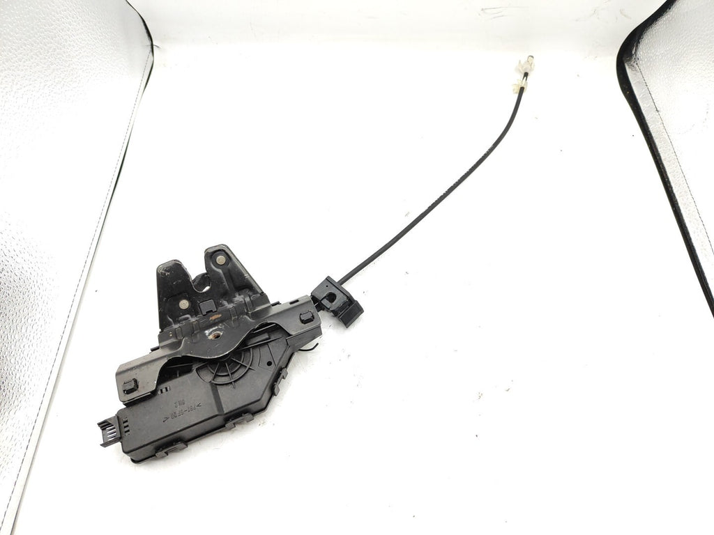 BMW 1 Series E81 E87 Diesel Rear Tailgate Boot Trunk Lock 8196401