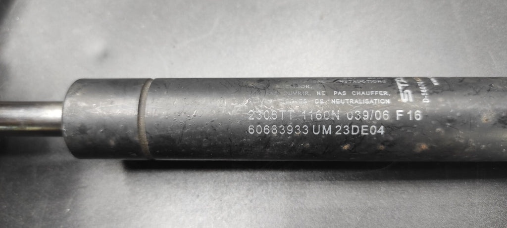 Alfa Romeo 159 SW 2.4JTDm 147kW 2007 Rear Tailgate Gas Shock Set 60683933