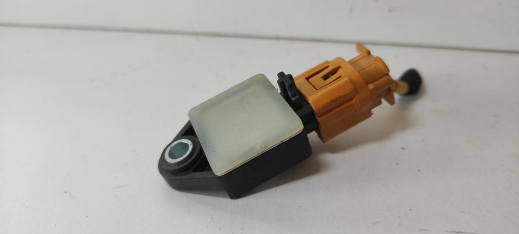 Alfa Romeo 159 1.9JTDm 88kW 2009 Side Impact Sensor 60697805