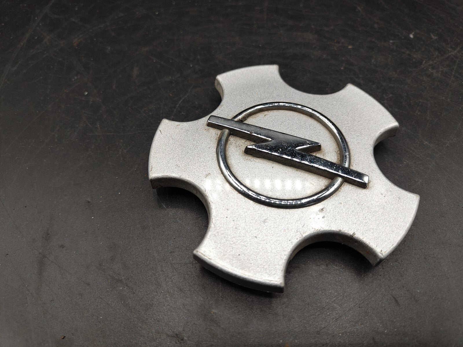 Opel Vectra B 2.0DTI 1999 Wheel Center Cap Cover 90468693 90496747 90539162