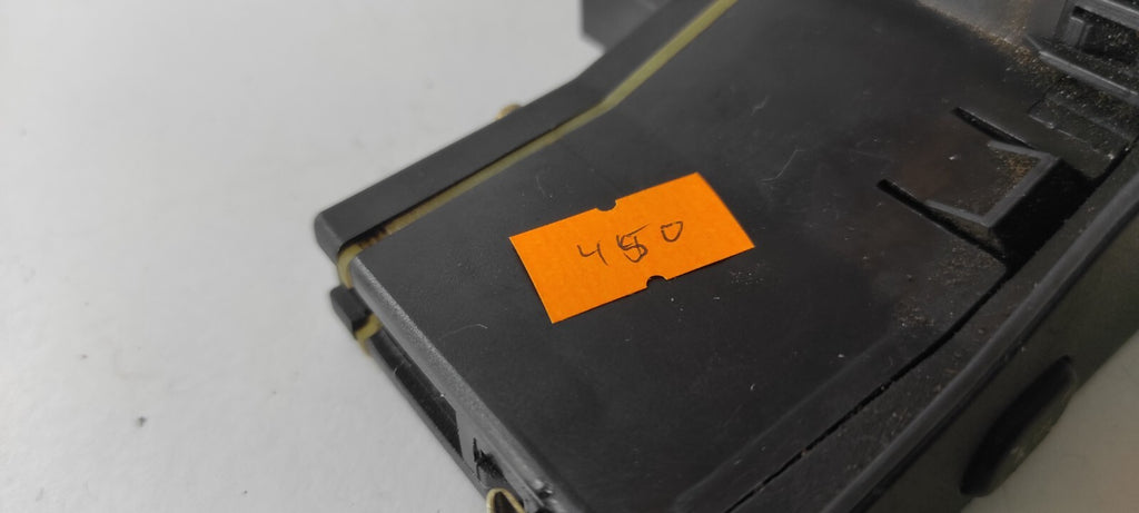 Alfa Romeo 156 8V 1.9JTD 85kW 2003 Front Headlight Range Adjust Switch 156031653