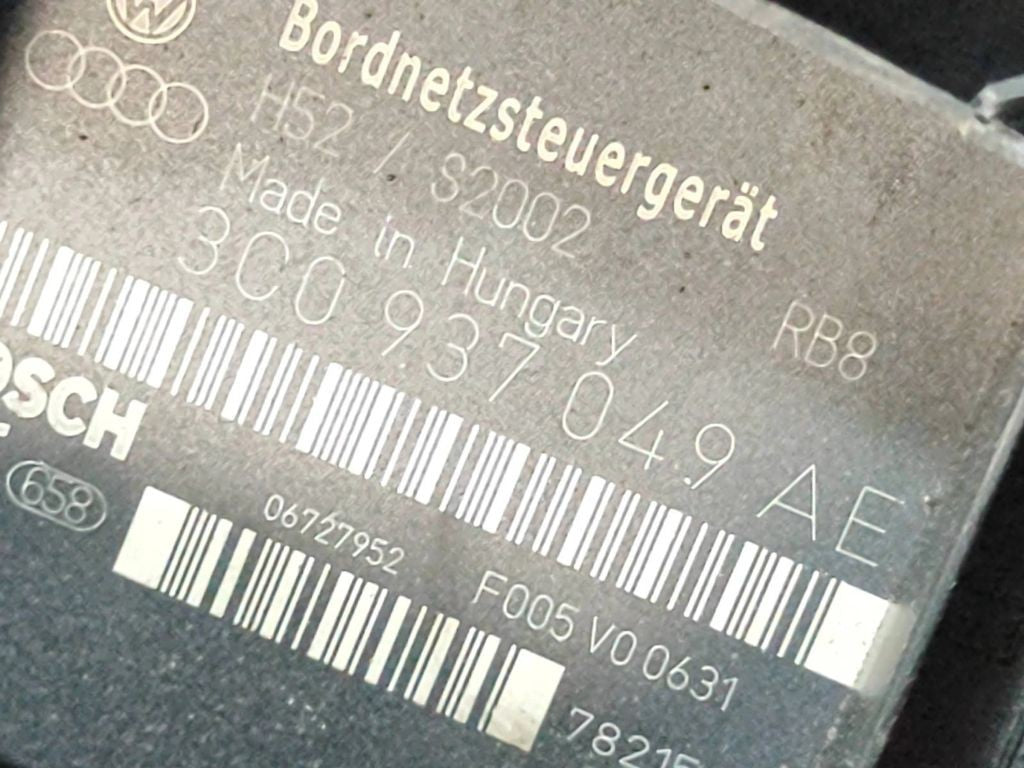 Volkswagen VW PASSAT B6 2005 Comfort convenience body module 3C0937049AE 