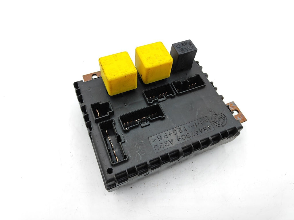 Alfa Romeo 156 2.4JTD 2000 Fuse Relay Module Unit 46447809