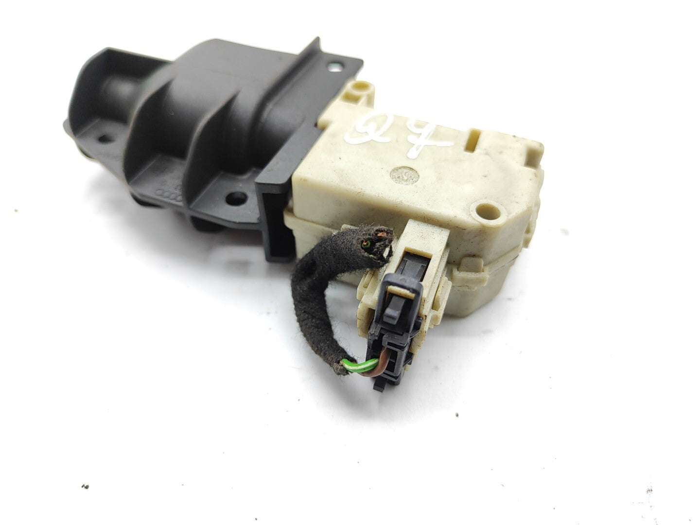 Audi Q7 4L 3.0TDI Diesel Fuel Tank Cap Cover Flap Motor Actuator 3B0959782A