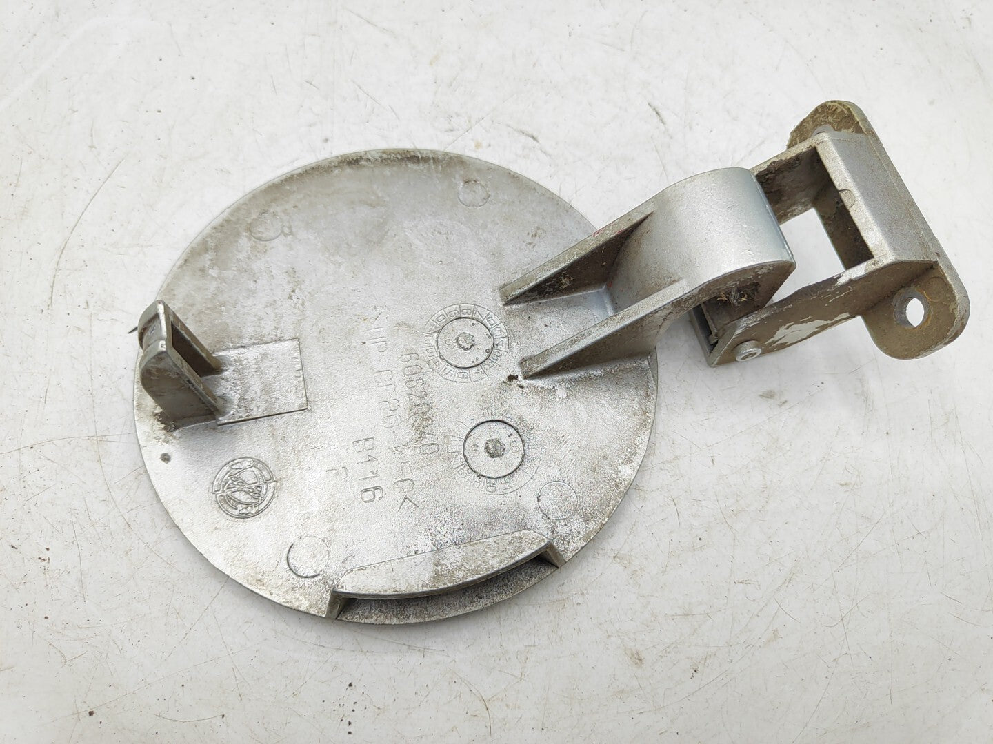 Alfa Romeo 156 2.4 10V 2004 Fuel Flap Cap Cover 60620940 Silver