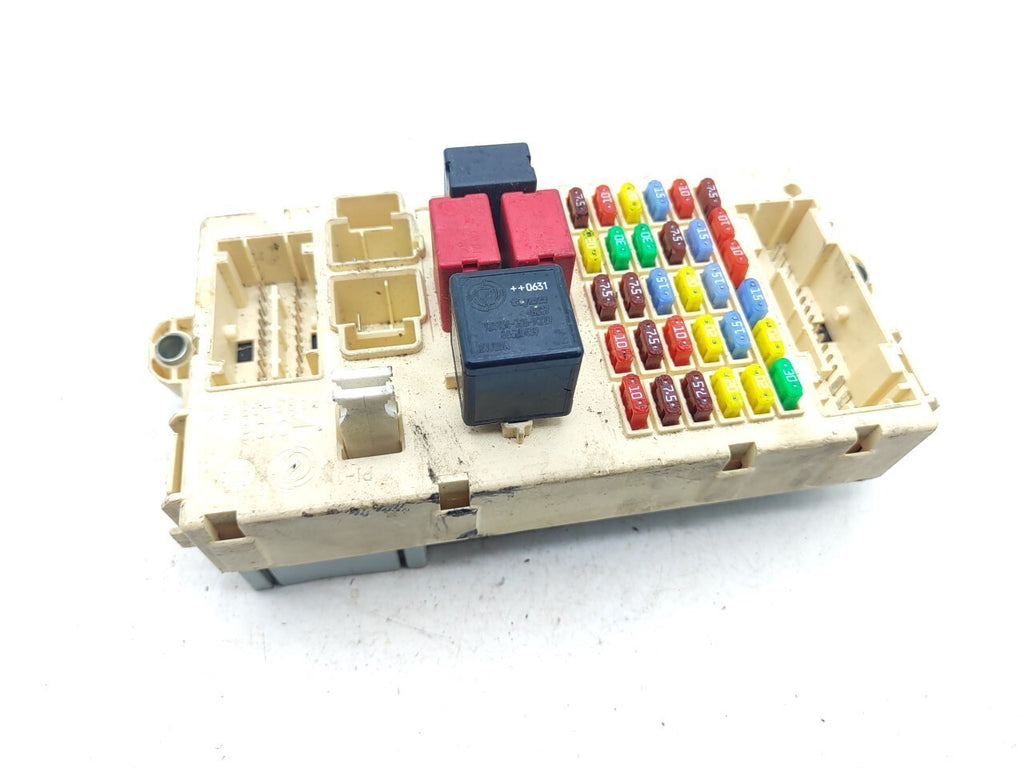 Alfa Romeo 147 8V 2006 Fuse Box Control Unit Module ECU 46558758