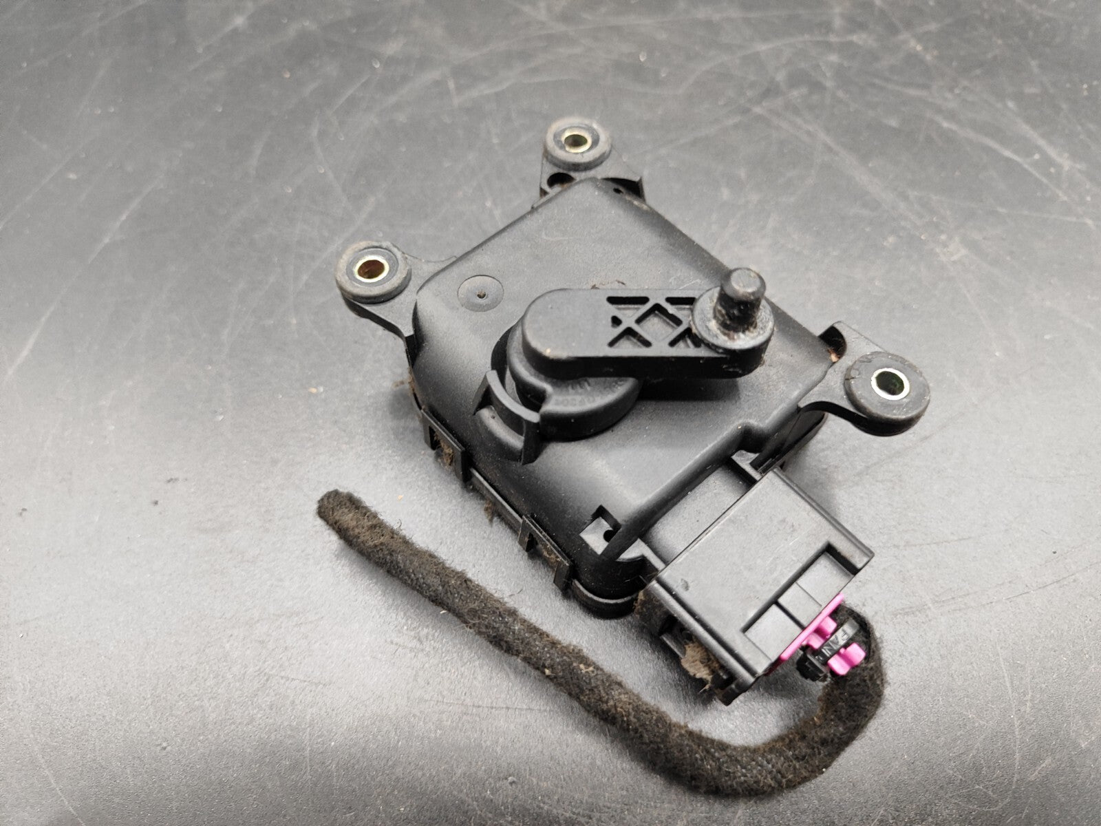 Audi A6 C5 2000 Interior Heater Fan Blower Flap 0132801170