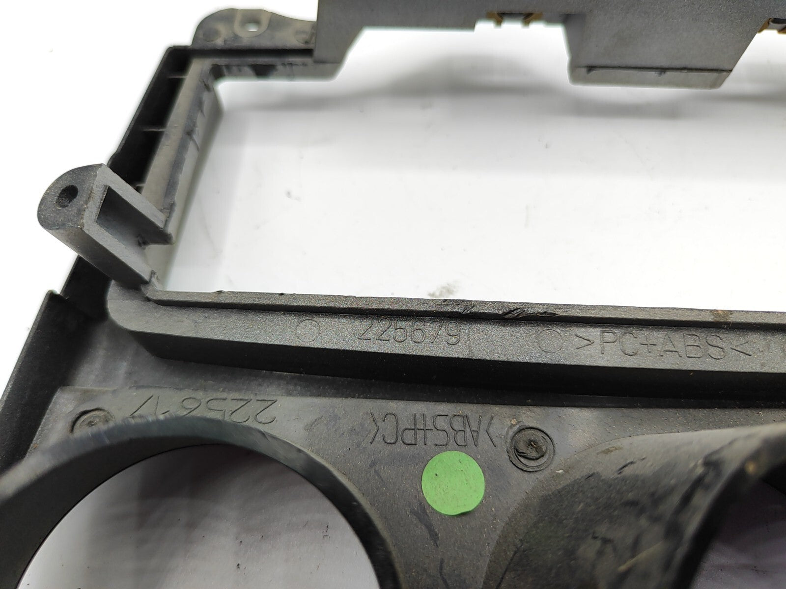 Alfa Romeo 156 2.4JTD 110kW 2004 LHD Fuel/ Temp Gauge Surround Trim 225617