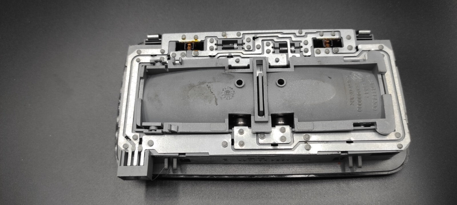 Alfa Romeo 147 1.9JTD 85kW 8V 2003 Interior Front Roof Lighting Dome 1520400000