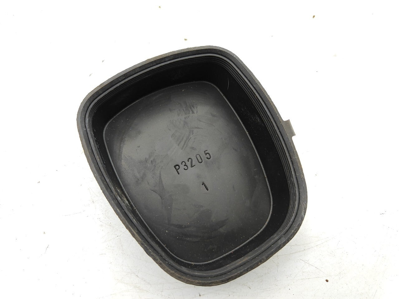 Mini Cooper R50 R53 2005 Front Headlight Bulb Dust Cover P3205