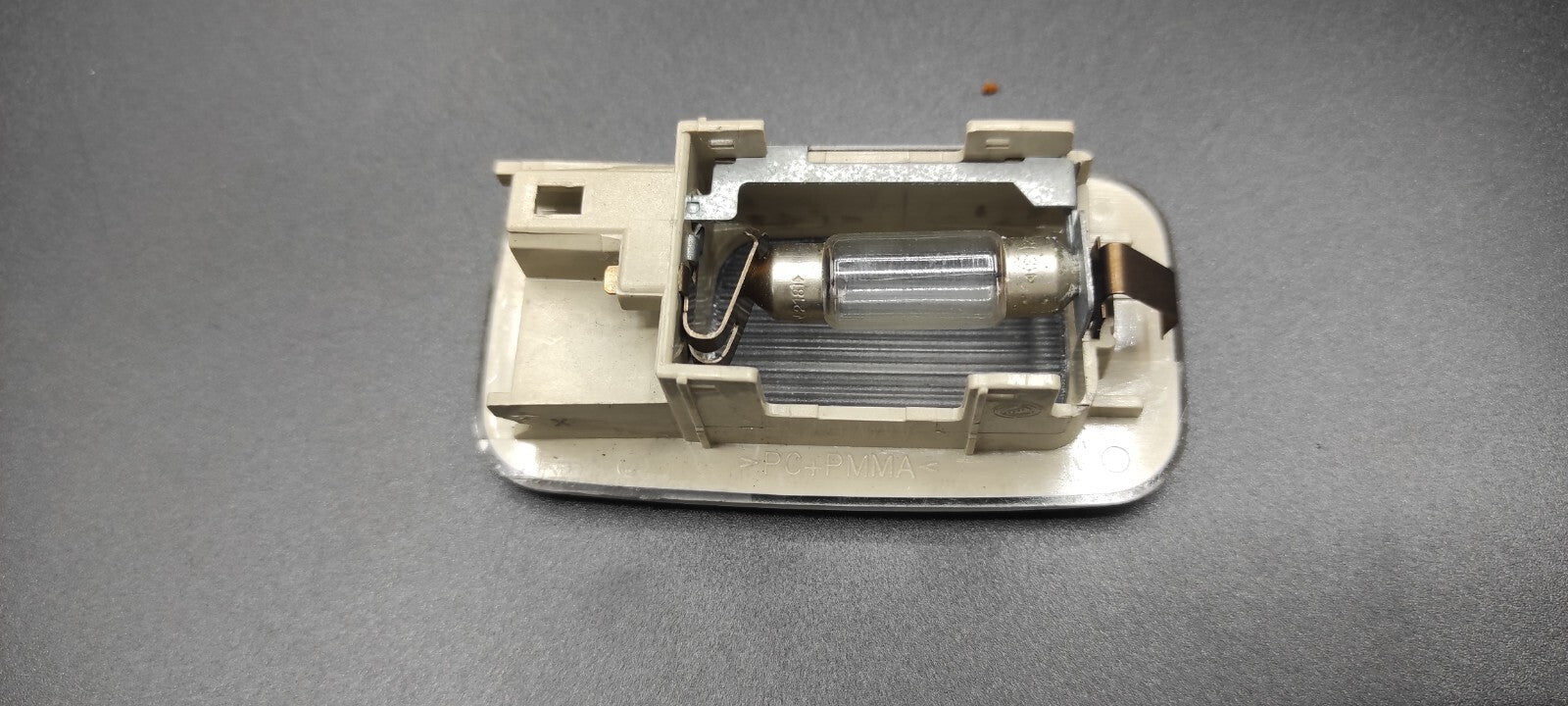 Alfa Romeo 156 2.4JTD 110kW 2001 Rear Interior Roof Reading Light 60607883