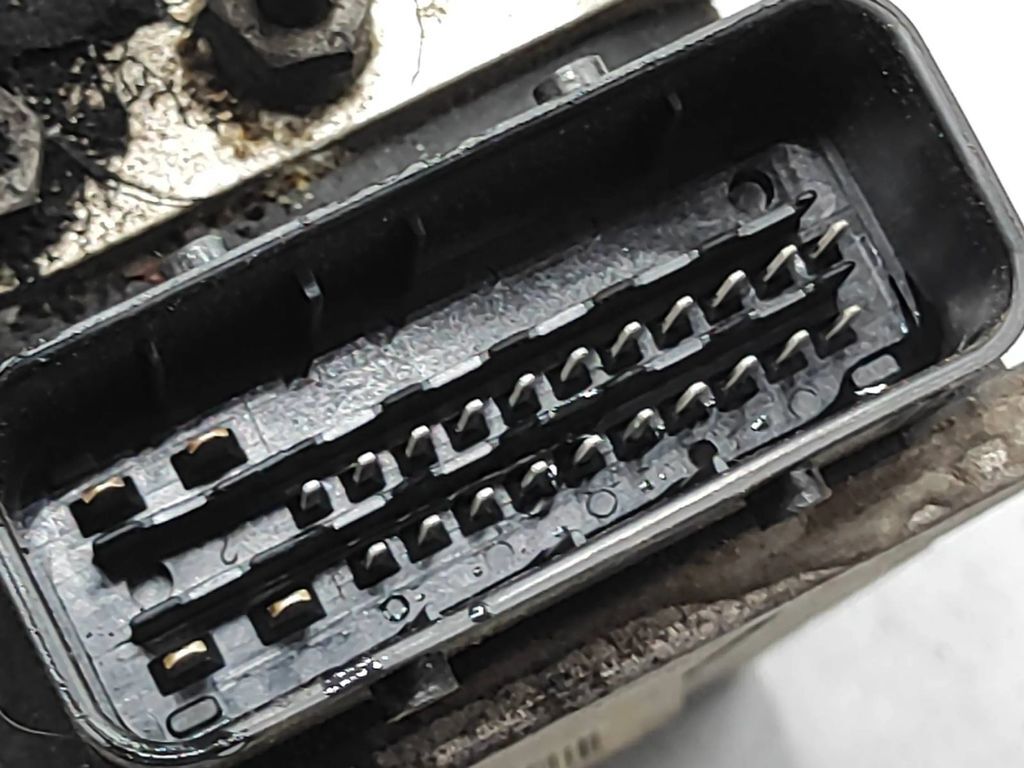 Alfa Romeo 159 2.2JTS 136kW 2006 ABS Brake Pump Module 51804856 