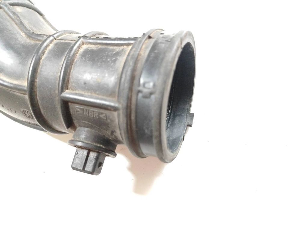 Alfa Romeo 145 146 TS 1995 Petrol Engine air intake hose pipe 60608083 
