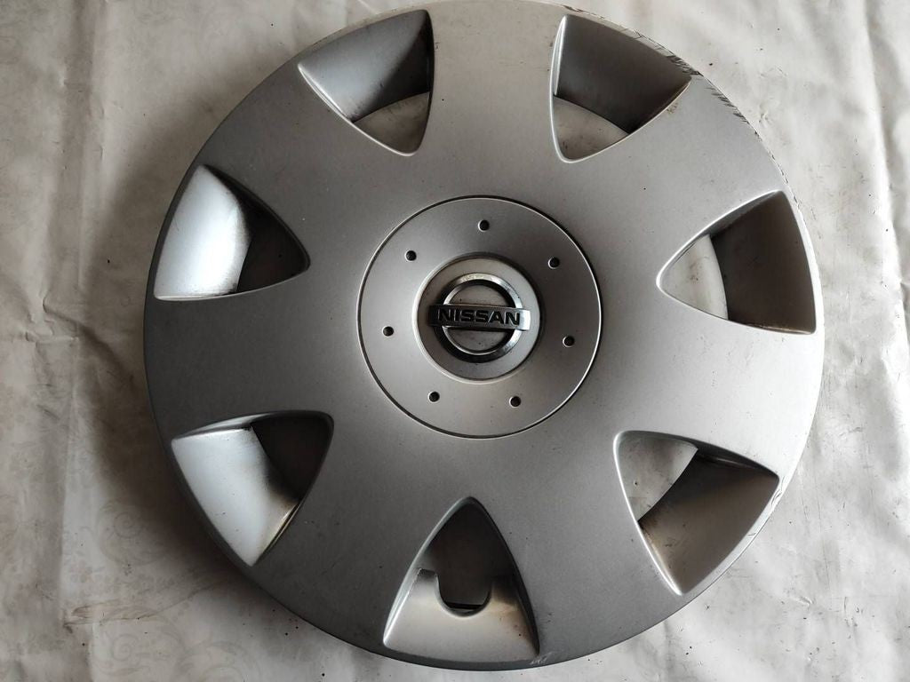 Nissan Almera N16 2003 R16 wheel hub cap 40315AV610 