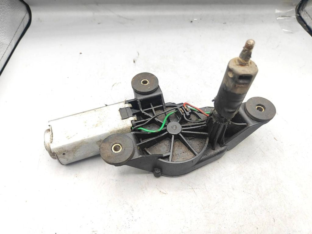 Alfa Romeo 147 2001 Rear windshield wiper motor C133 