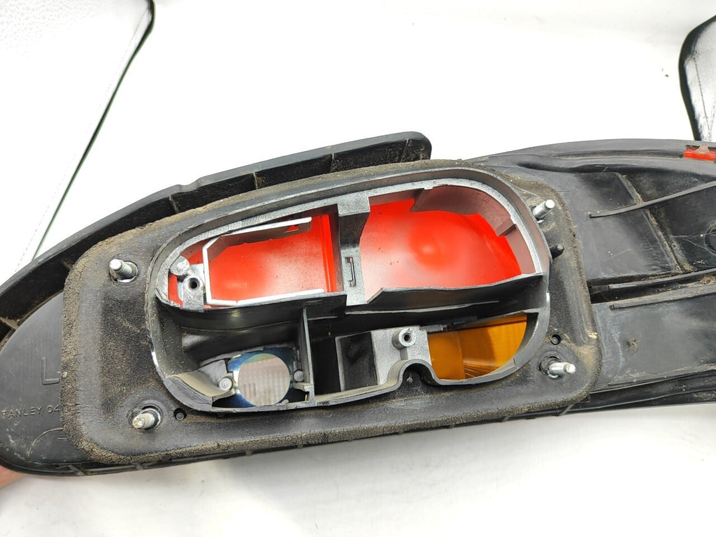 Mitsubishi Colt CA 1994 Hatchback LHD Rear Left Taillight Light 0431568L