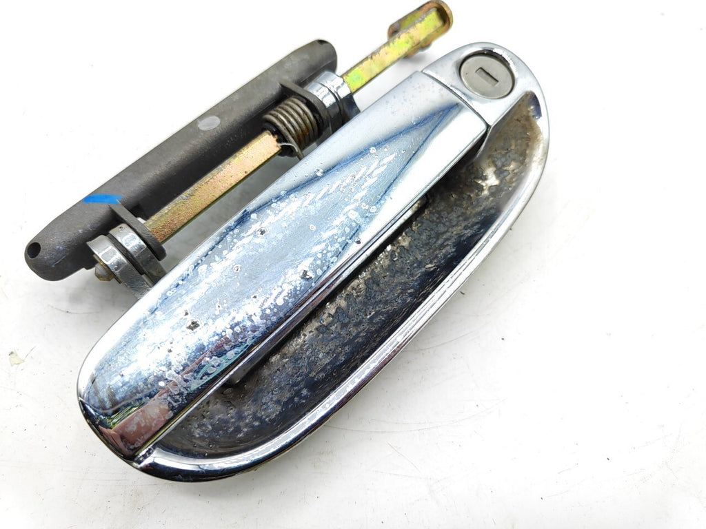 Alfa Romeo 166 2.4JTD 110kW 10V 2002 LHD Front Left Door Chrome Handle