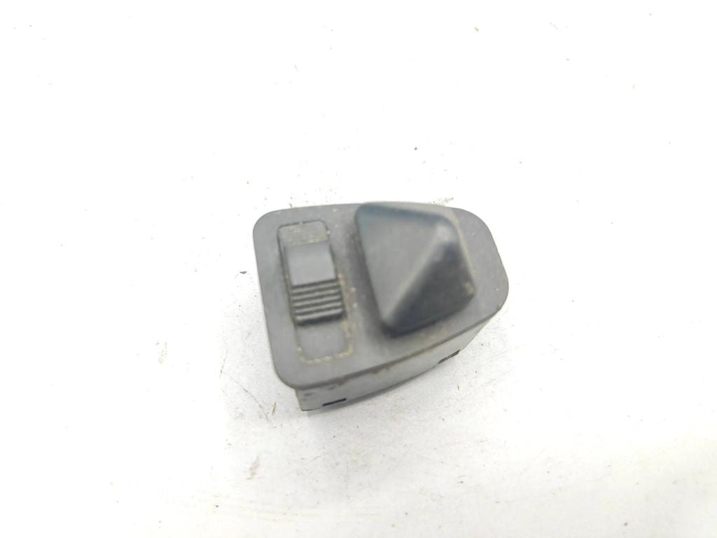 BMW 3 E46 2003 Wing mirror switch 8373691 