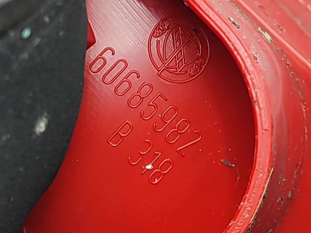 Alfa Romeo 156 2004 Rear Left Side tailgate rear tail light lamp 60685982 